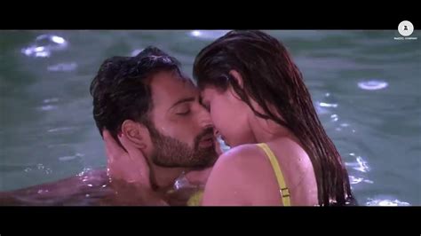 New Bollywood Hot Romantic Kissing Song Hot Romantic Kissing Scene