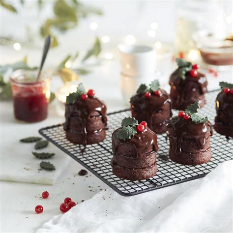 Mini Chocolate Christmas Pudding Cakes Lakeland Inspiration