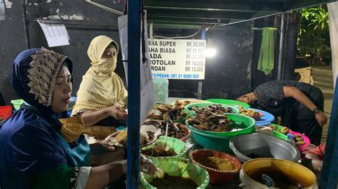 Nasi Bebek Tugu Pahlawan Kuliner Malam Favorit Dari Surabaya