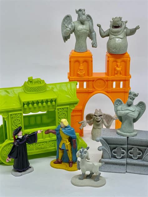 Coleção Miniaturas O Corcunda de Notre Dame Disney Produto Vintage e