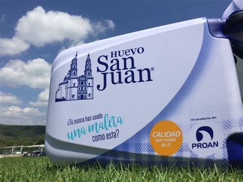 Huevo San Juan crea campaña para cambiar cajas por maletas