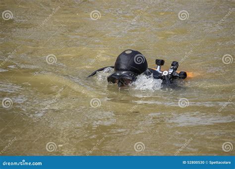 Diver Head With Scuba Set Stock Photo Image Of Drops 52800530