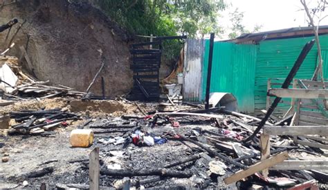 Incendios en Cartagena Incendio destruyó una vivienda en el barrio La