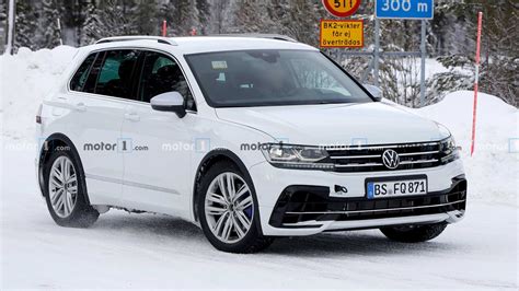 VW Tiguan R Spied Hiding Facelift While Showing Quad Exhaust