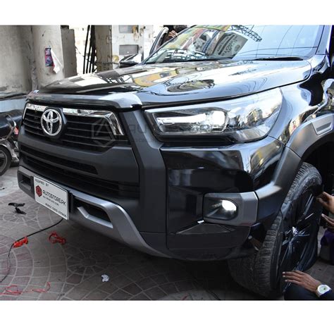 Toyota Hilux Revo To Rocco Facelift Body Kit