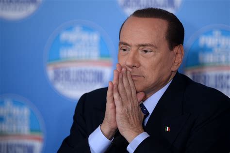 Football Silvio Berlusconi Va Bien Quitter Le Milan Ac