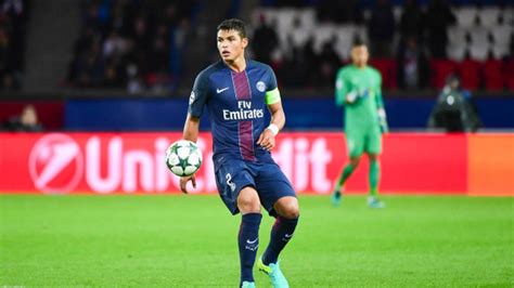 Mercato PSG Lagent de Thiago Silva annonce des prétendants pour