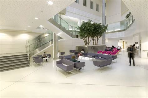 st bartholomews hospital  london  architect