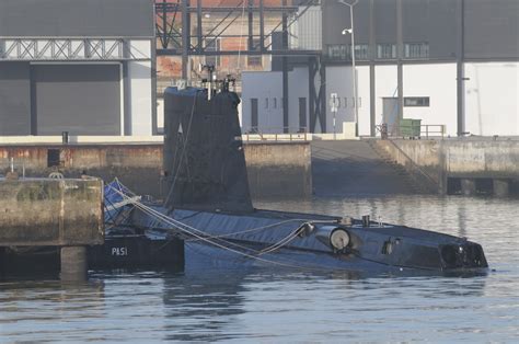 SHIPS & THE SEA - BLOGUE dos NAVIOS e do MAR: NRP BARRACUDA