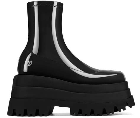 Giày Naked Wolfe Boost SASSY PATENT BLACK Jordan