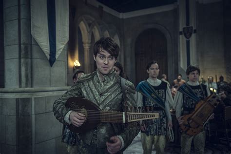 are joey batey and madeleine hyland together 9