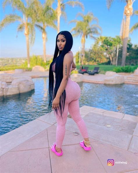 ค่าจ้าง Nicki Minaj ต่อ 1 โพสต์ Ig เท่าไหร่ Numsimen