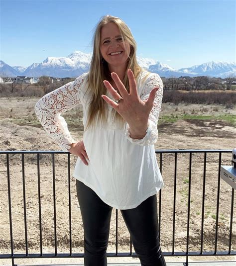 Sister Wives Star Christine Brown Asks Fans For Wedding Planning Help