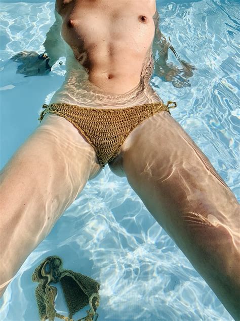 Sexy Wife In Bikini Pics XHamster