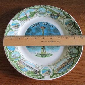 Vintage Space Needle Souvenir Plate Seattle Wa Usa Made In Japan Please