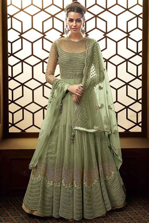 What colour goes with pistachio green dress | Dresses Images 2022 | Page 2