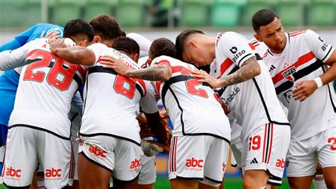 S O Paulo Derrotado Pelo Am Rica Santos Perde Na Arena Mrv Avar