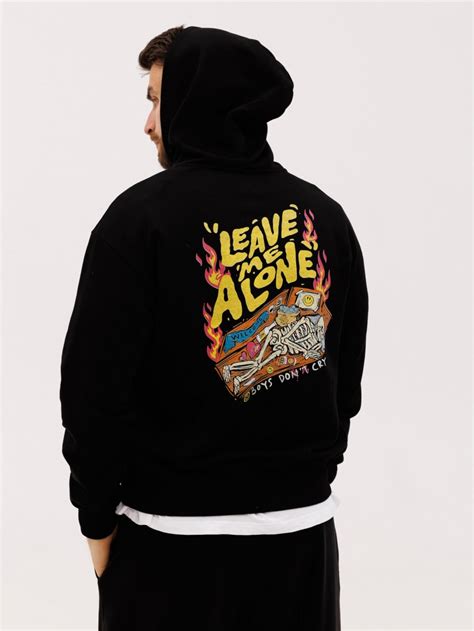 Худи LEAVE ME ALONE свободного кроя черный
