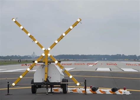 Airport Runway Markings And Signs Explained Aircraft Compare