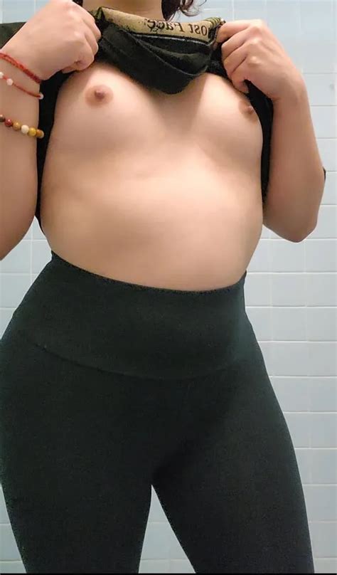 Bathroom Pt Nude Pics XHamster