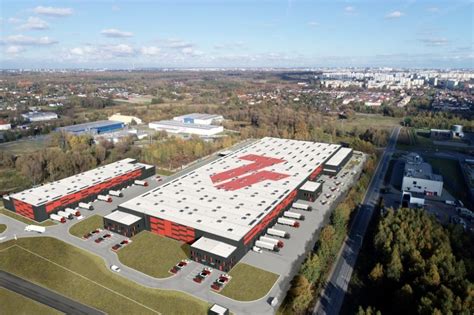 Farmaceutyczna hurtownia w 7R Park Łódź West I EurobuildCEE