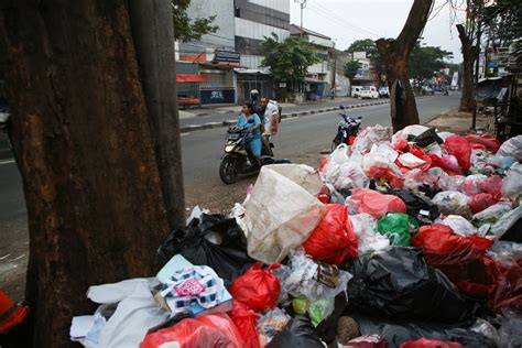 Pabrik Holistik Akan Topang Pengelolaan Sampah Di Lombok Dan Pekanbaru