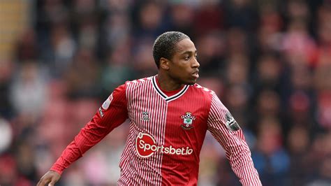 Tottenham Interested In Southampton Right Back Kyle Walker Peters