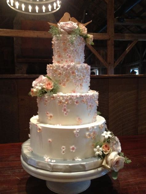 Magpies Bakery Knoxville Tn Custom Sugarpaste Blossom Wedding Cake On