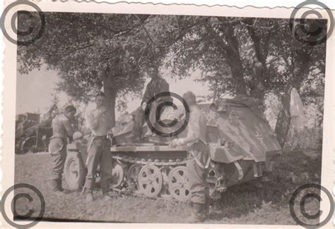 Foto Halbkettenfahrzeug Bei Rennes Wehrmacht Postimages