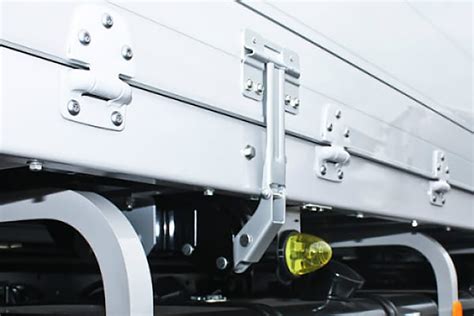 トラックの荷台に使われる専門的なパーツ7つを紹介！ バネカン・エビ金・ウイングロック | 自動車情報・ニュース WEB CARTOP