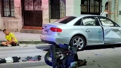 Increíble persecución en Santiago escapaban de la policía se metieron