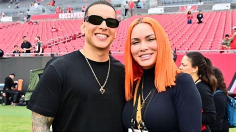 Biografía De Daddy Yankee La Historia De Una Leyenda Del Reguetón