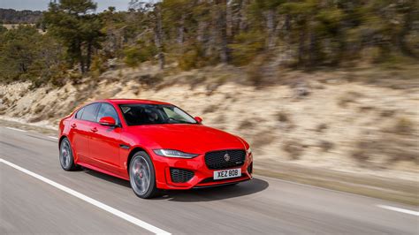 First Drive Review The Jaguar Xe Puts Gravity On Hold