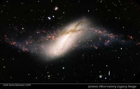 New Image of Polar Ring Galaxy NGC 660