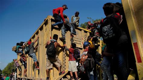 Mexico Moves To Encourage Migrants To Stay And Work The New York Times