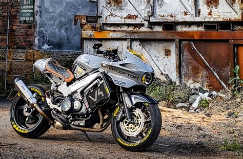 Moto de ensueño Honda VFR800 Interceptor Cyberpunk Amamos El Motocross