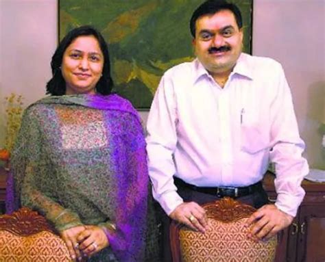 Meet Gautam Adani S Wife Priti Adani Marriage At Left Dentistry