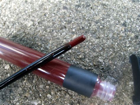 Giorgio Armani Lip Shimmer Lip Gloss 66 Deep Burgundy | The Non-Blonde