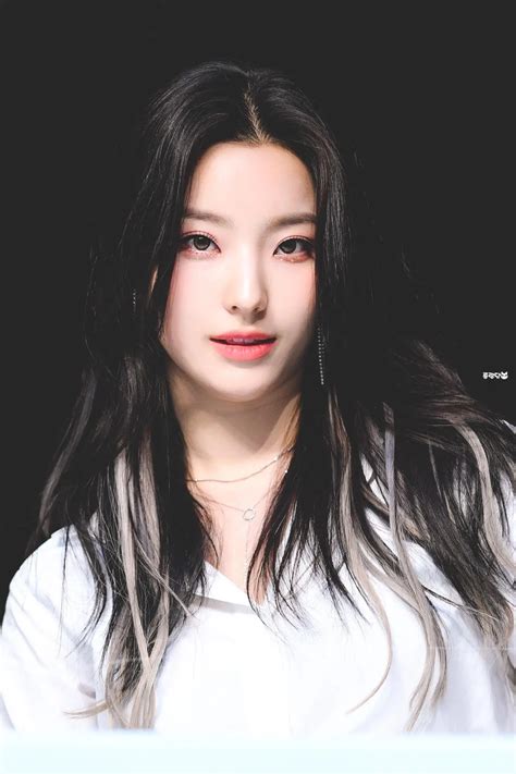 Discover more like Saerom: Stunning and Related Content | Scrolller