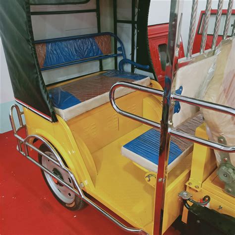 Hot Selling Indian Tuk Tuk Moto Taxi Cc Motorized Passenger Tricycle