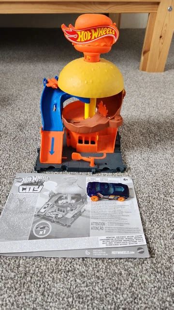 MATTEL HOT Wheels City Burger Blitz Playset PicClick UK