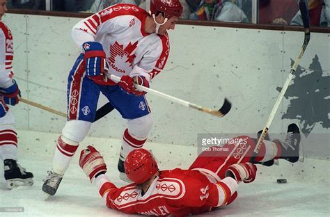 Exciting Ice Hockey Final at the 1992 Winter Olympics