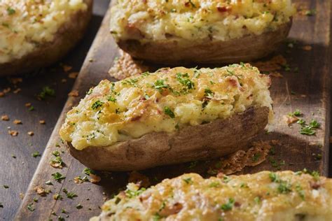 Recette Pommes De Terres Farcies à La Cancoillotte Marie Claire