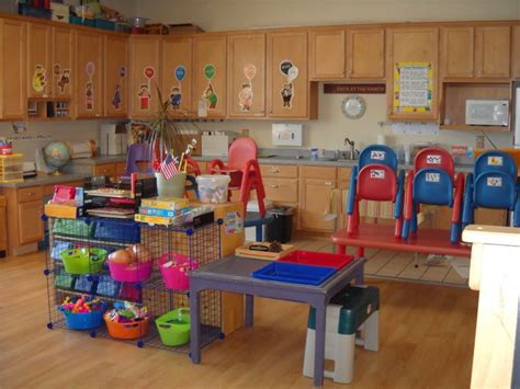 74 best Preschool classroom layout design ideas images on Pinterest ...