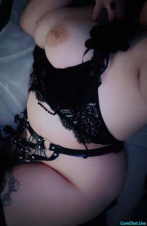 Tiffany Doll Gets Slammed With A Hot Creampie Porn Pic