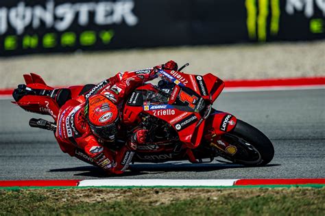 Gp De Catalogne Qualifs Francesco Bagnaia En Pole Position