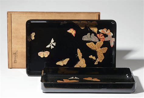 Japanese lacquer trays decorated in maki-e