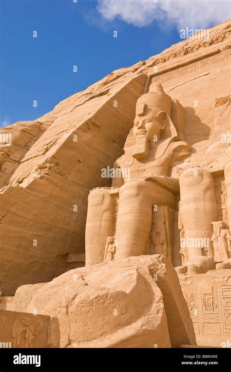 Middle East Statues Fotos Und Bildmaterial In Hoher Aufl Sung Alamy