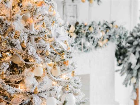 20 White Christmas Decor Ideas For A Magical Winter Wonderland In 2025