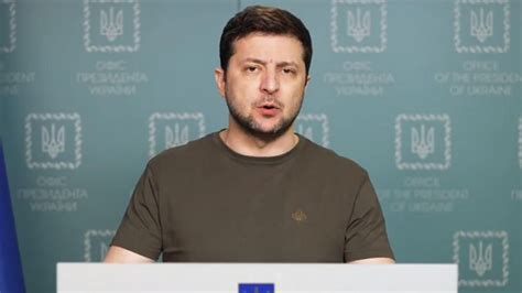 Ucraina Volodymyr Zelensky Da Attore Comico A Presidente Eroe In